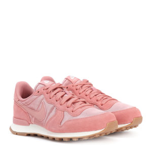 nike-internationalist-sneakers-pink-2